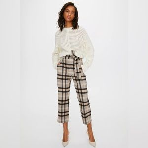 BRAND NEW Plaid Aritzia trousers, never worn perfect condition